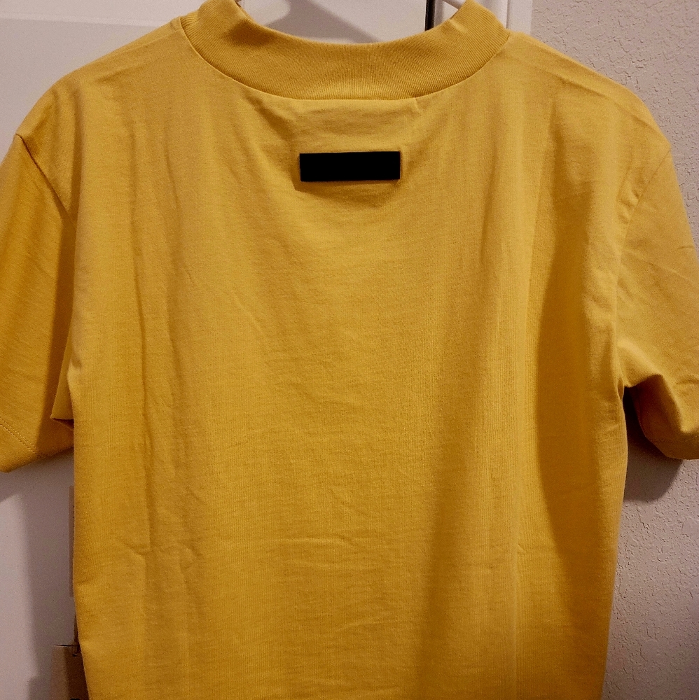 Essentials Shirt - Picture 2 of 2